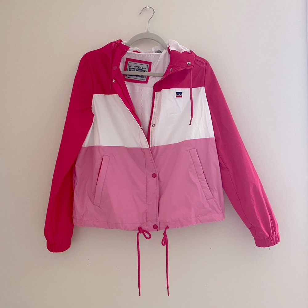 Windbreaker / Jacket • Levi’s • Size Medium